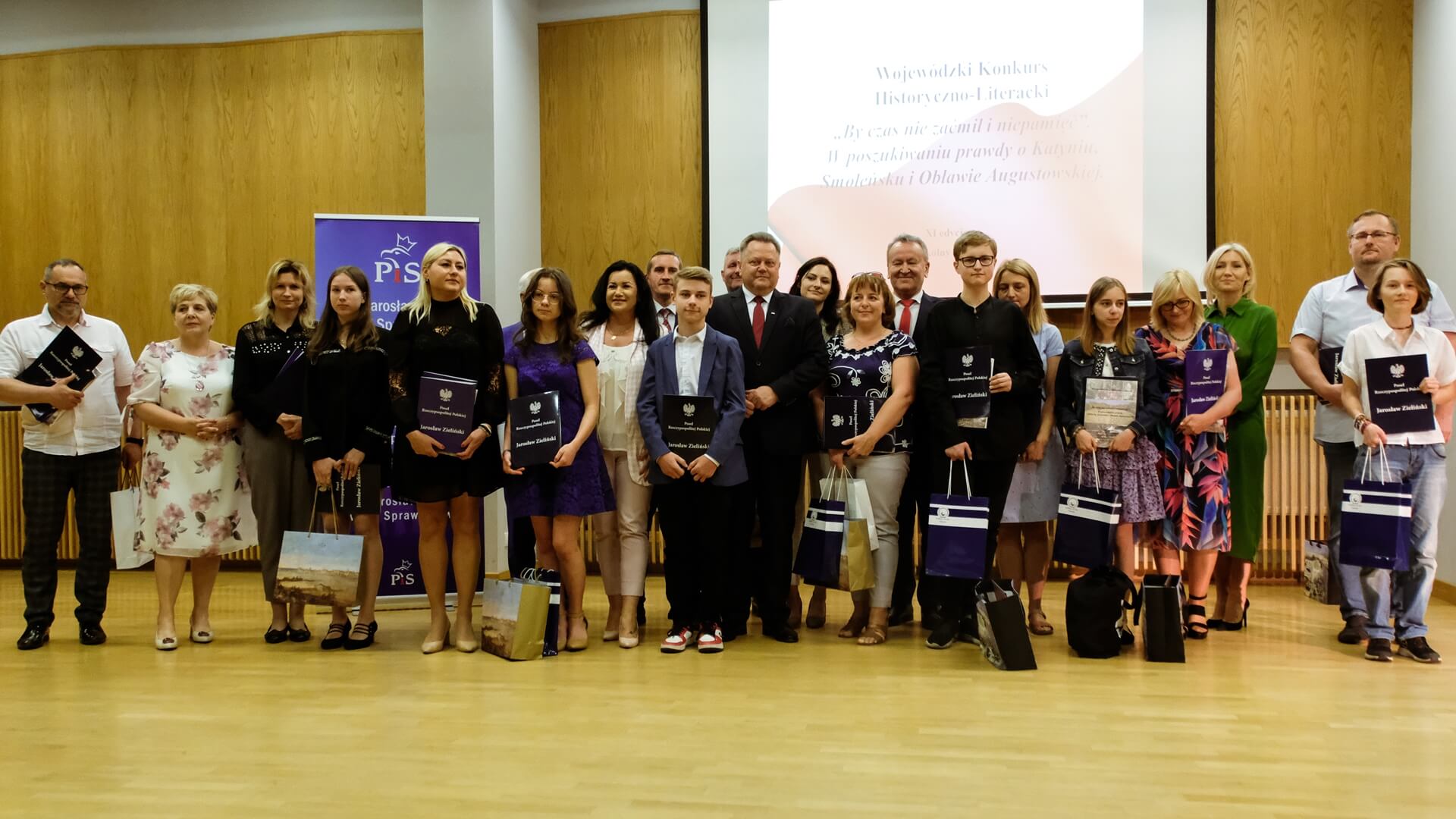 Podsumowanie konkursu historycznego "By czas nie zaćmił i niepamięć"