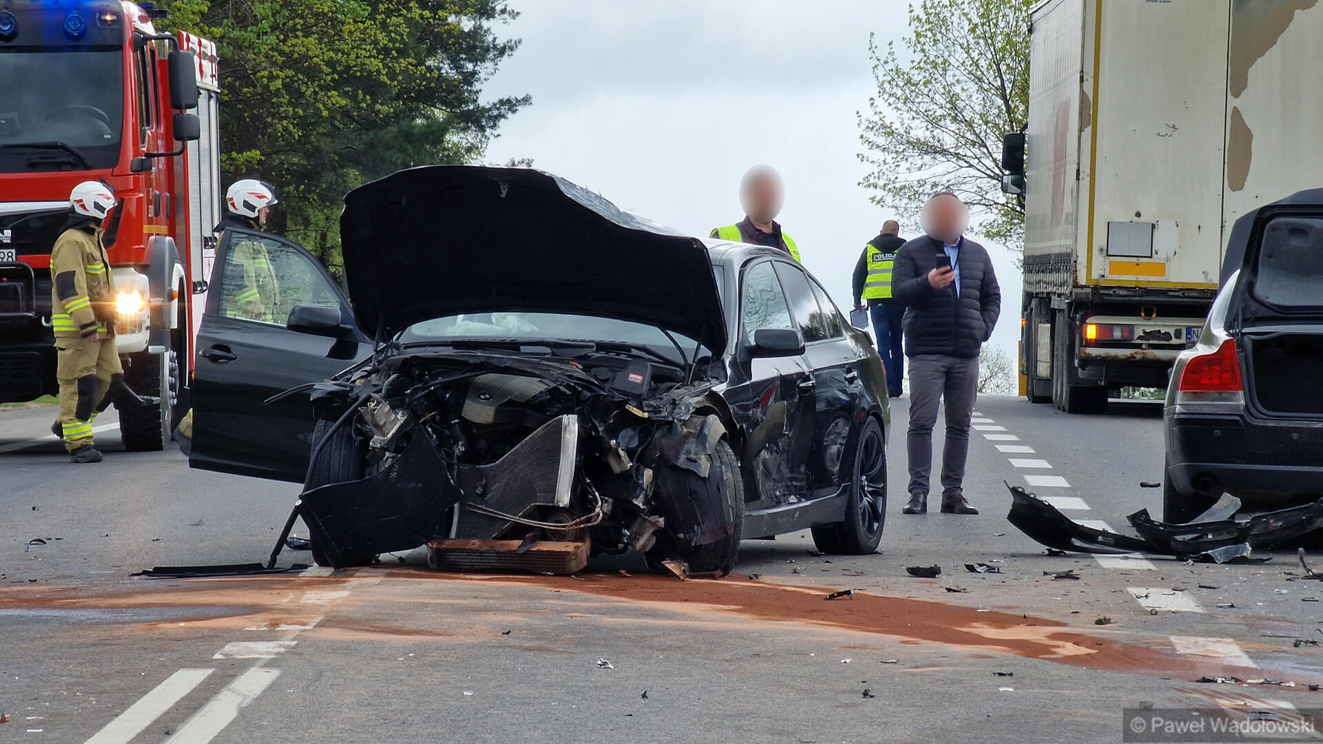 Karambol na trasie Łomża - Szczuczyn - zderzyło się 7 pojazdów [zdjęcia]