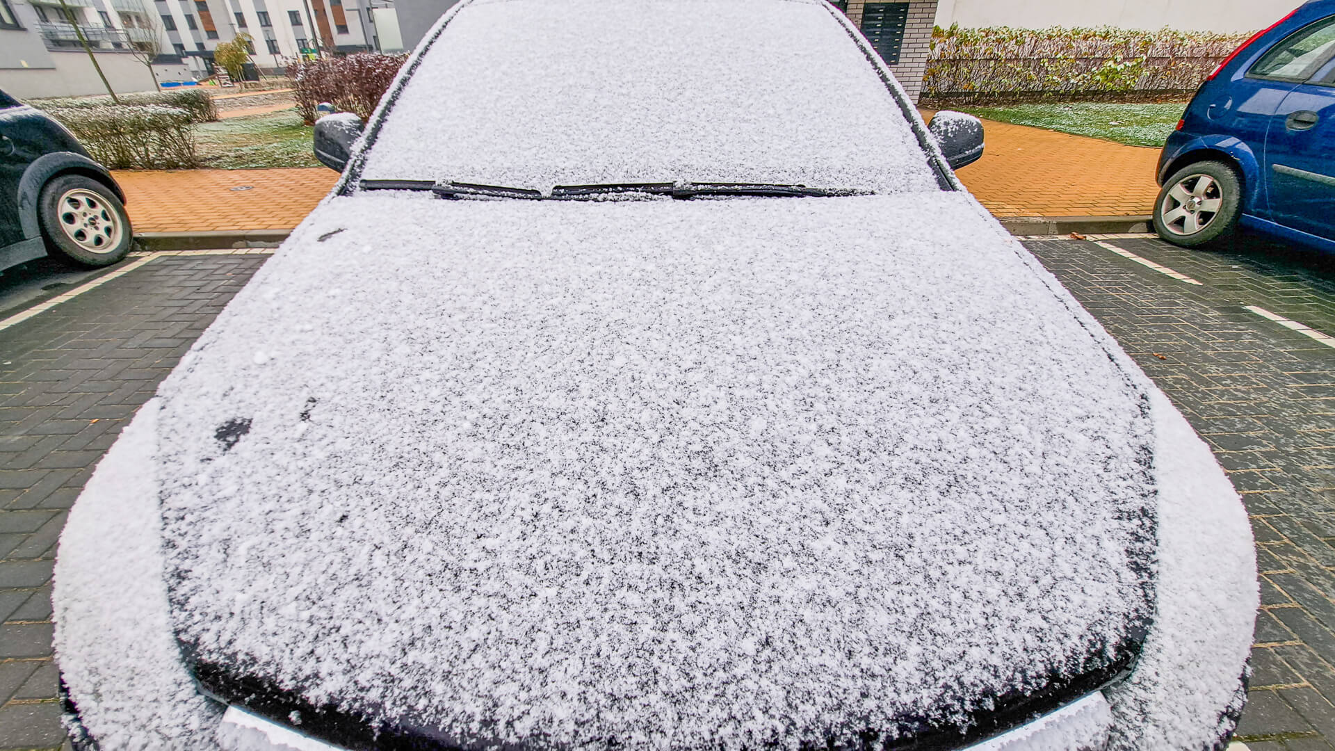 Pierwsze akcenty zimy w regionie. Ślisko na drogach