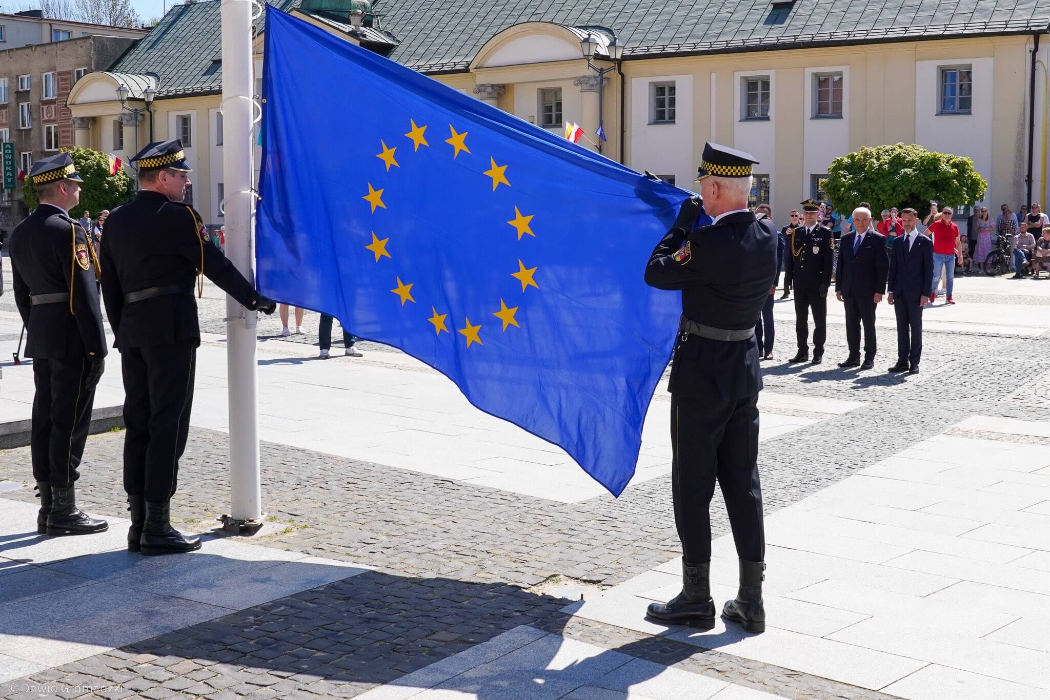 Mija 20 lat od wstąpienia Polski do Unii Europejskiej - w Białymstoku zabrzmiała "Oda do radości"