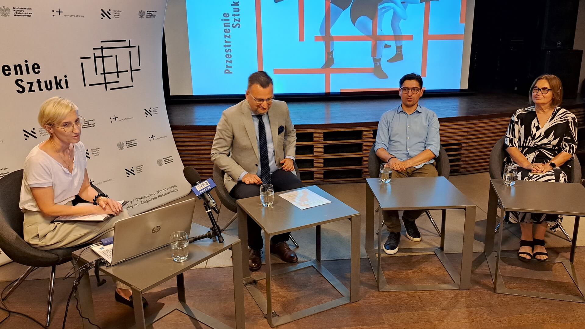 Warsztaty, kino, konkursy - kilkadziesiąt projektów w ramach programu "Przestrzenie Sztuki"