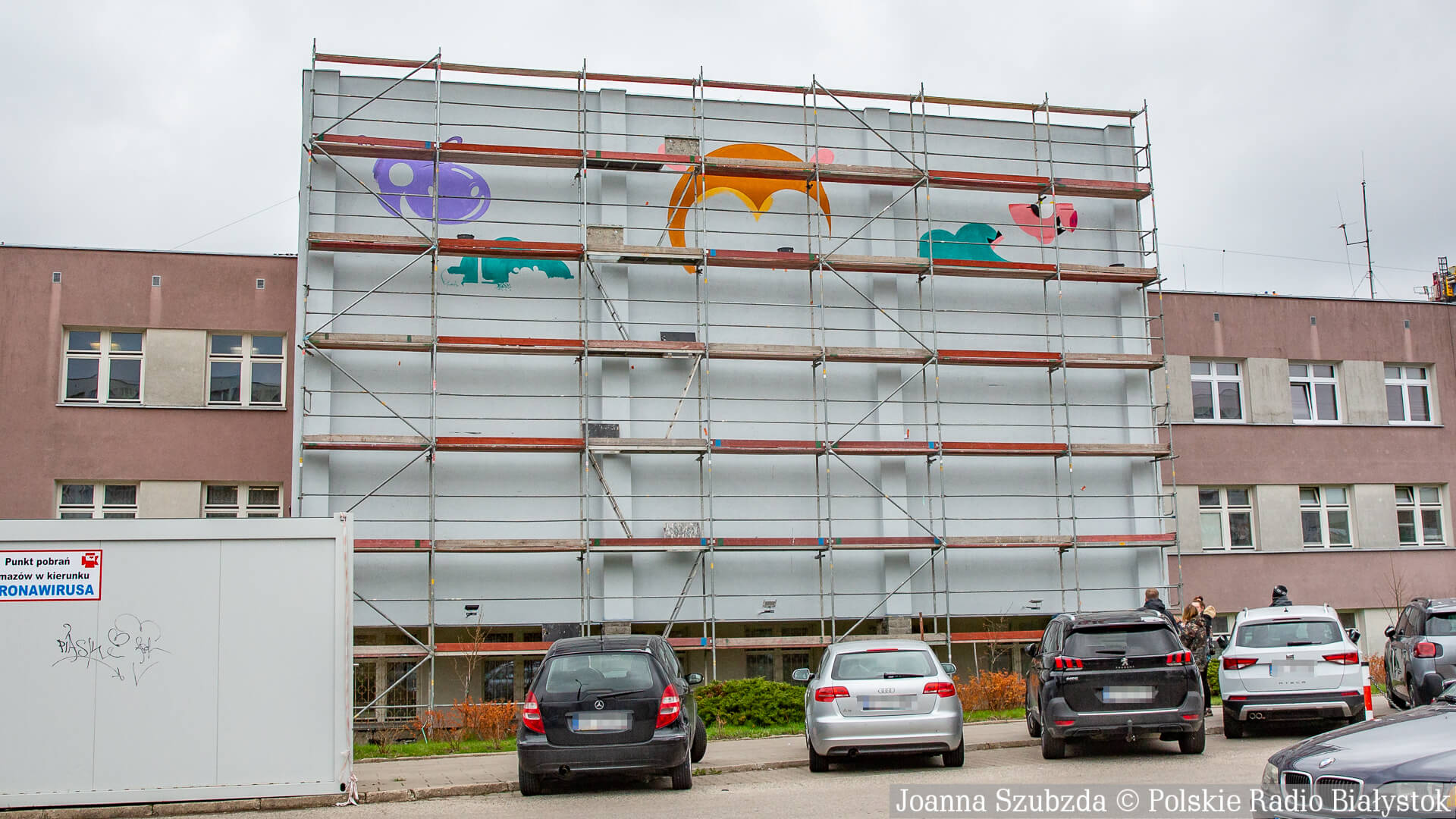 Powstaje nowy mural na ścianie UDSK w Białymstoku [zdjęcia]