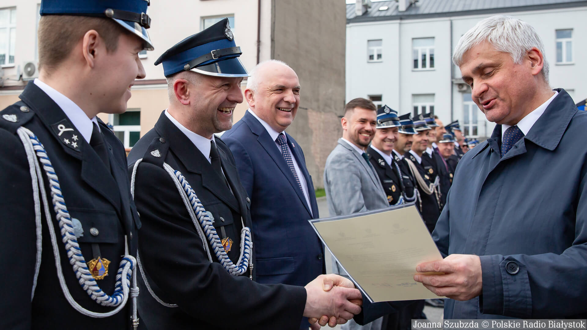 Kilkanaście podlaskich jednostek OSP otrzymało promesy na zakup samochodów gaśniczych [zdjęcia]
