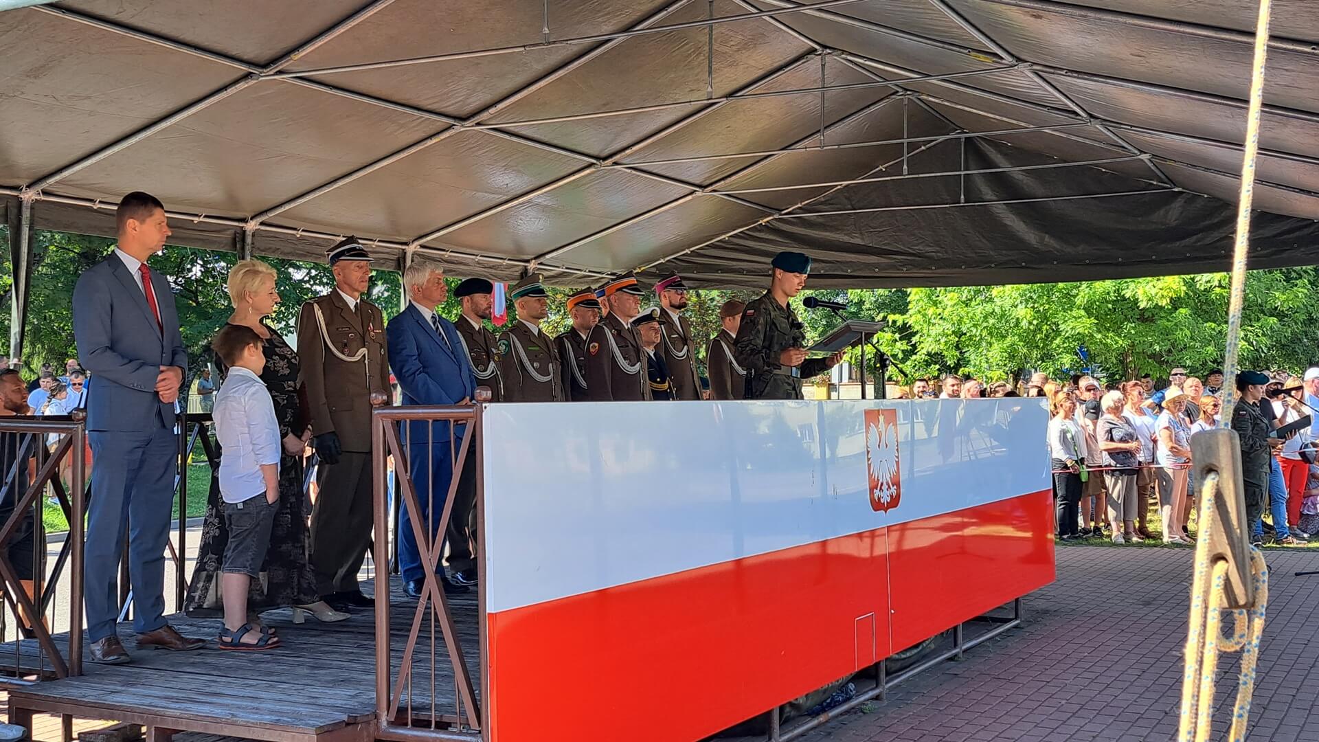 W Białymstoku ponad 160 żołnierzy złożyło przysięgę wojskową