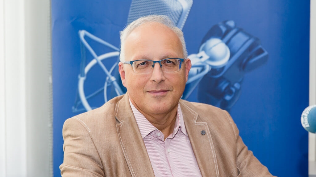 prof. Robert Flisiak