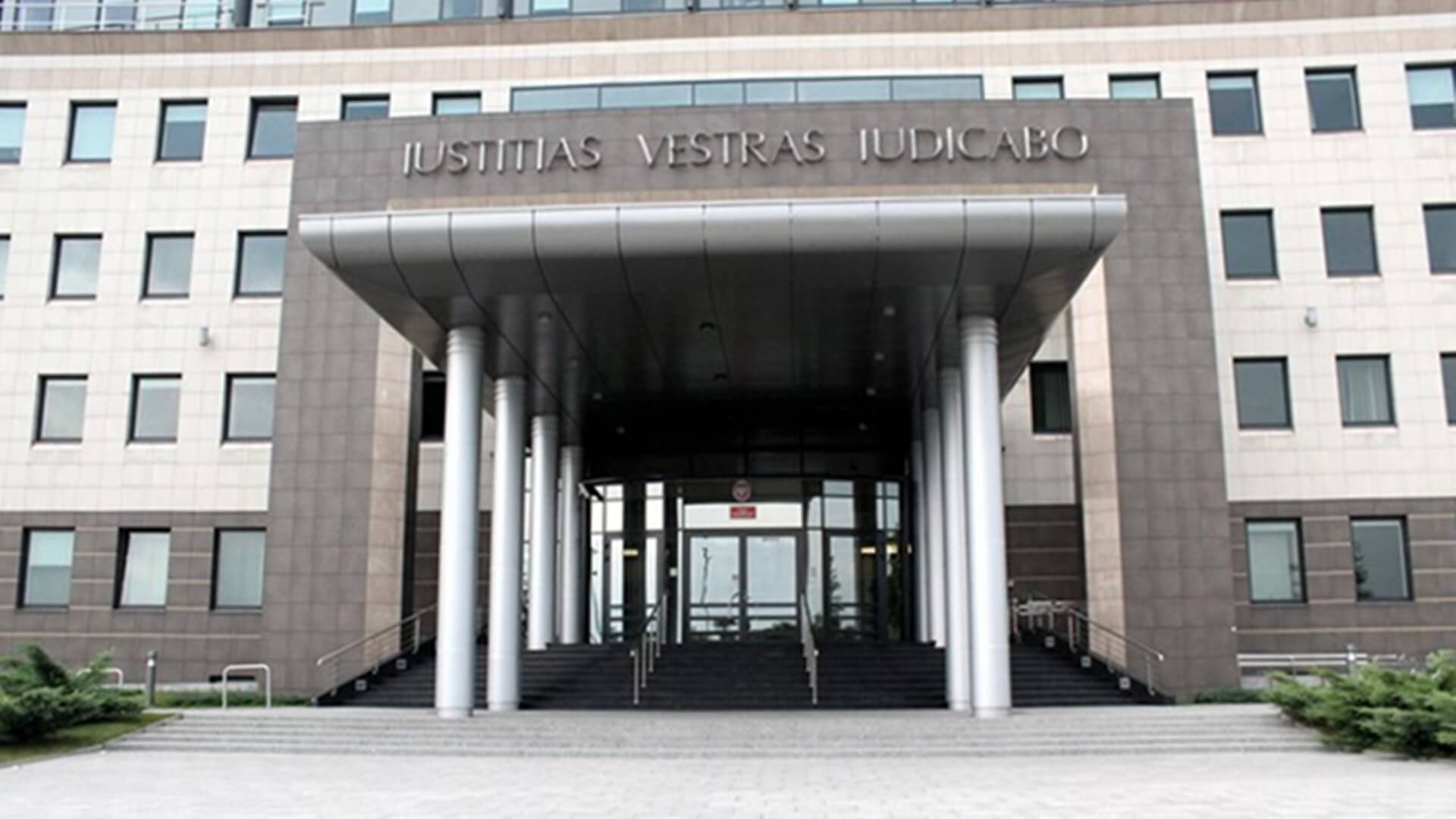 Już po raz trzeci białostocki sąd uniewinnił oskarżonego o korupcję prezesa spółdzielni mleczarskiej w Mońkach