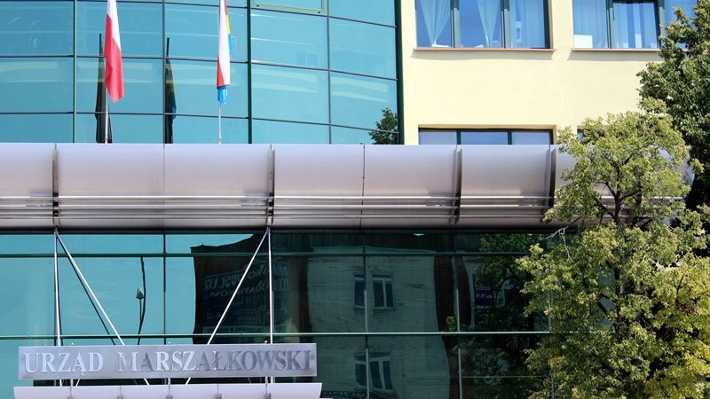 Ponad 2,7 mln. zł z kasy samorządu województwa trafi do podlaskich placówek medycznych