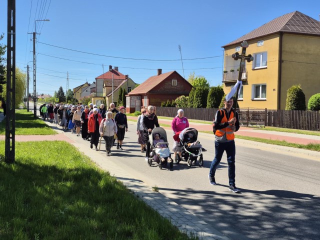 Piesza pielgrzymka z Hajnówki do monasteru w Zwierkach 2.05.2025
