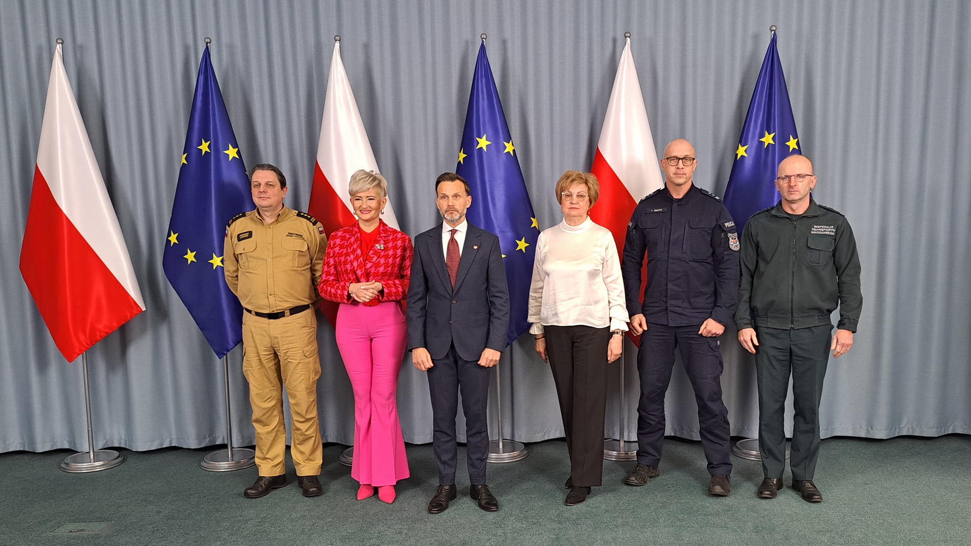 Przedstawiciele władz, służb oraz instytucji apelują o zapewnienie dzieciom bezpieczeństwa w trakcie ferii