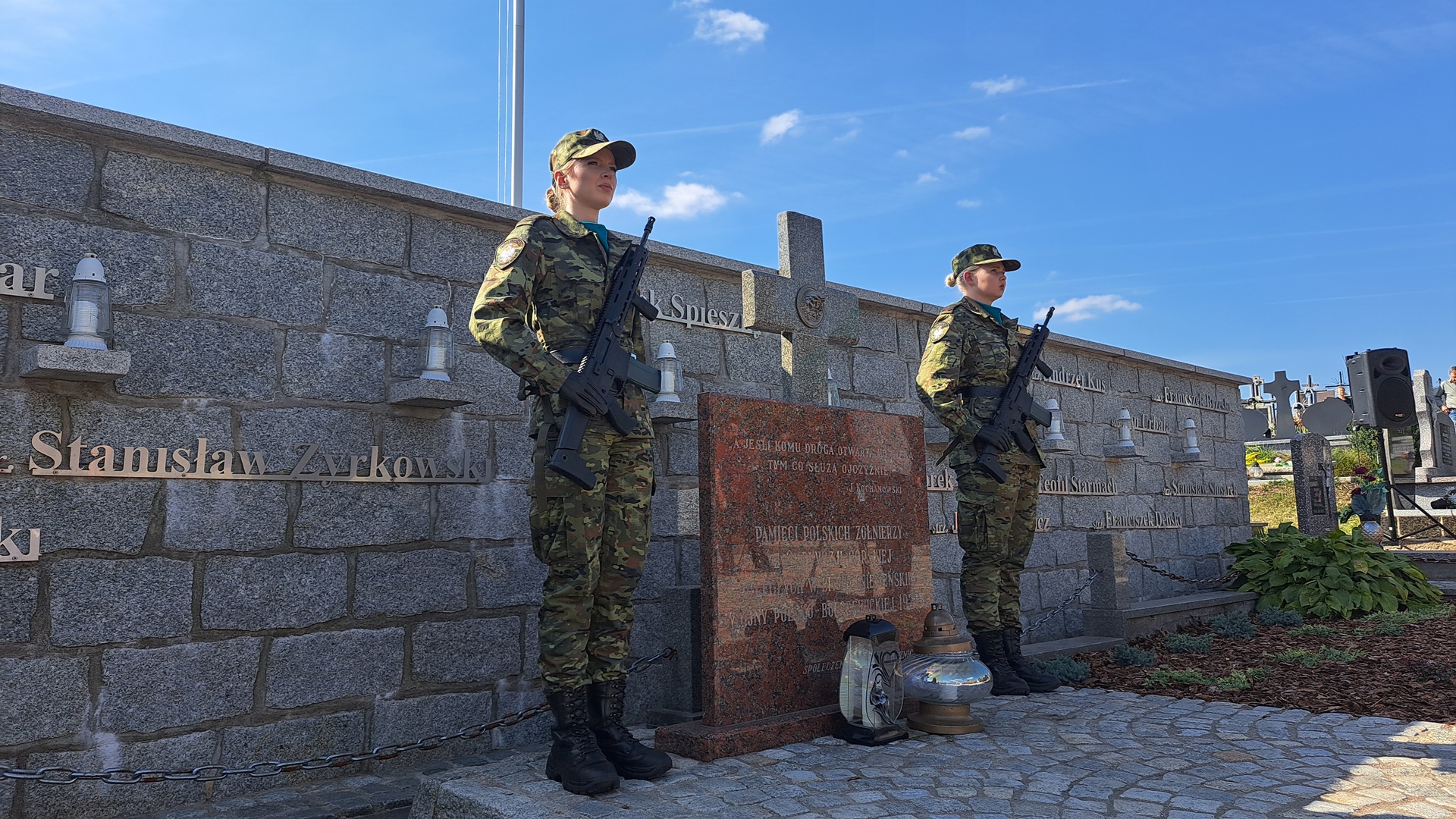 W Kuźnicy upamiętniono bohaterów Bitwy Niemeńskiej z 1920 roku