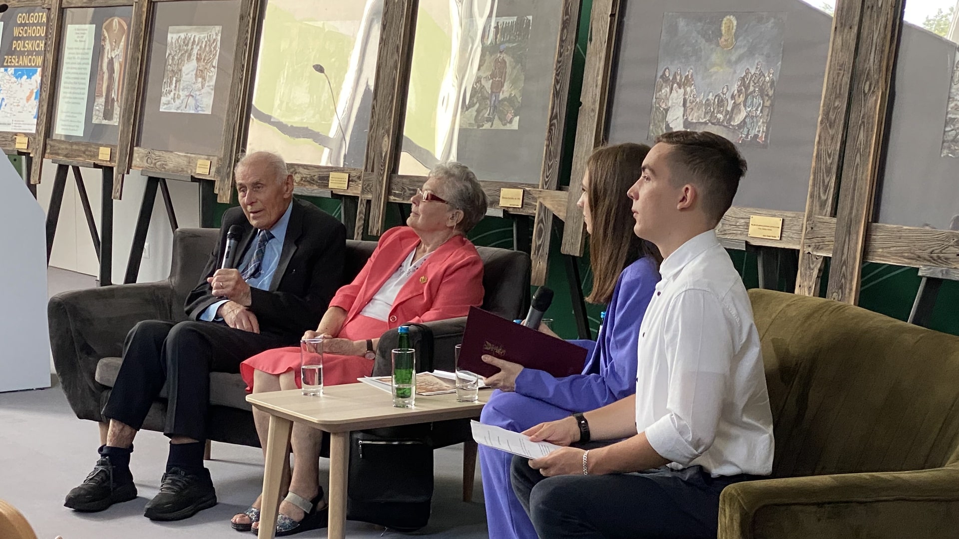 „Ocalić od zapomnienia” - uczniowie II LO poznali losy polskich zesłańców na Sybir