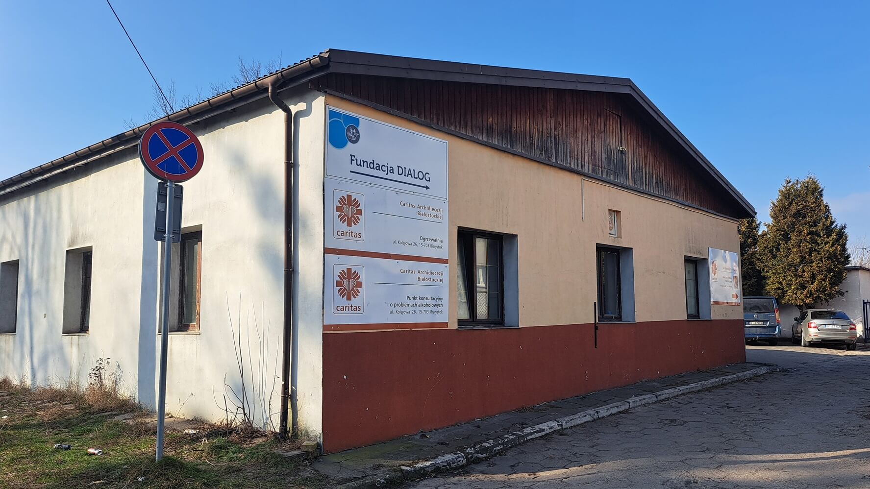 Zimowa pomoc dla osób w kryzysie bezdomności. Gdzie szukać wsparcia?