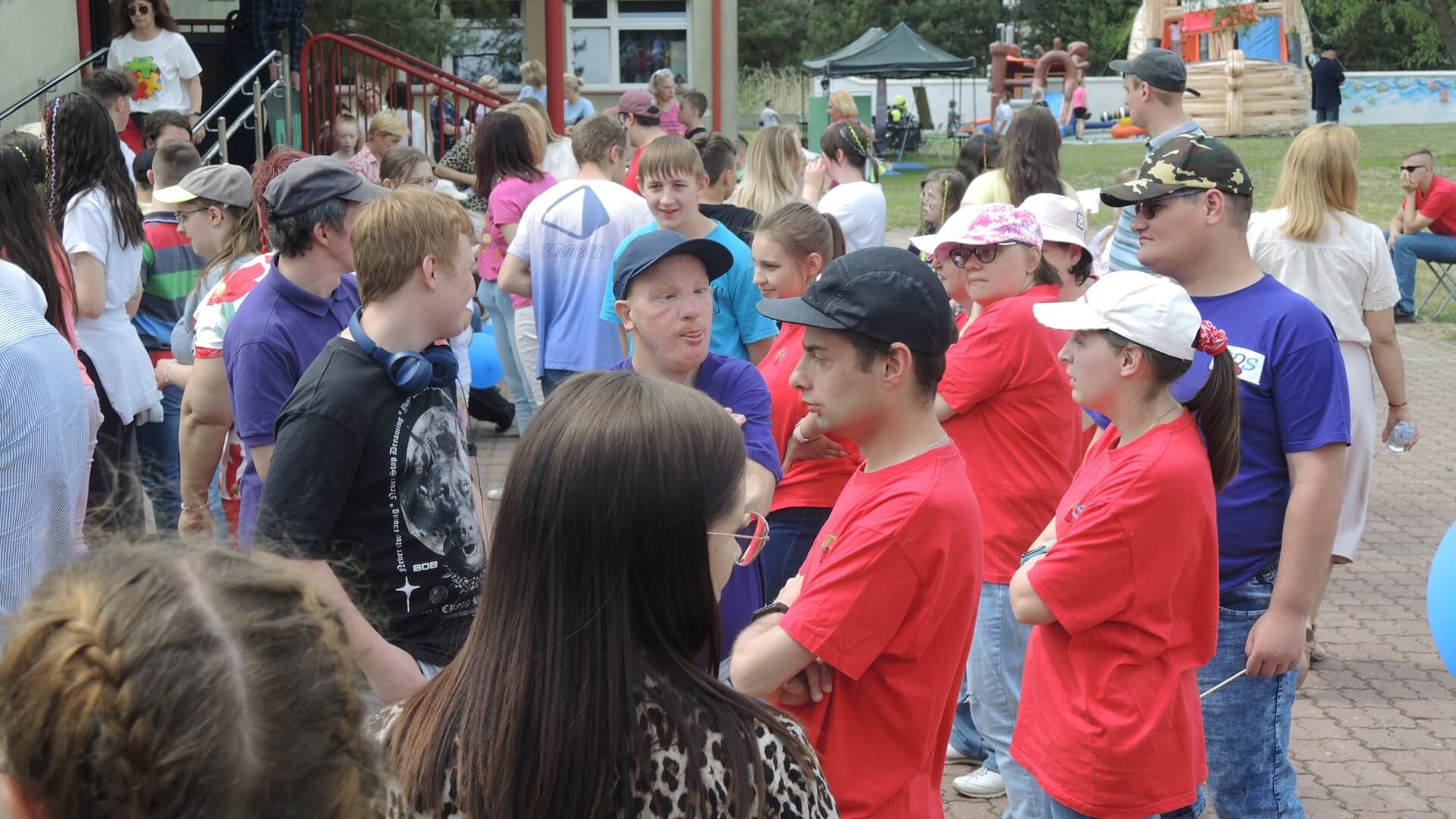 Wspólna radość bez barier. Dzień Godności w Długoborzu [zdjęcia]