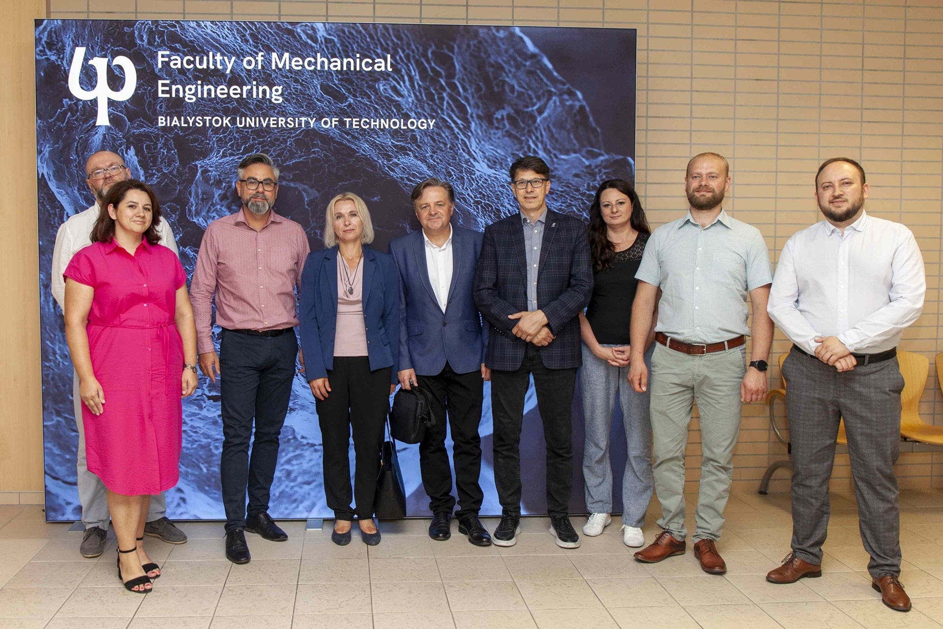 Wynalazek naukowców m.in. z Politechniki Białostockiej ze złotym medalem i nagrodą specjalną targów w Tajlandii