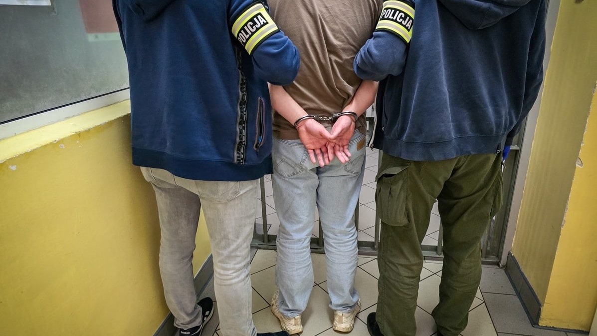 Oszustwo "na policjanta" udaremnione. "Odbierak" zatrzymany na gorącym uczynku