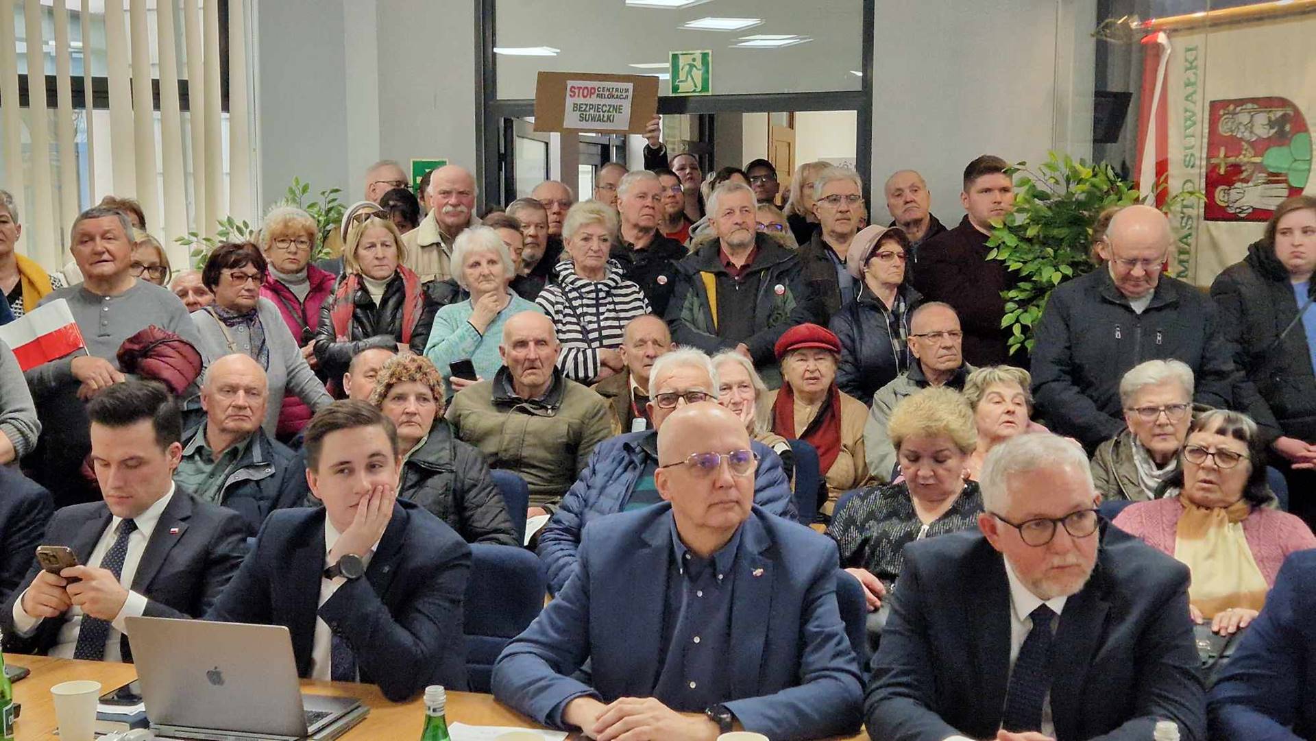 Protest mieszkańców Suwałk przeciwko utworzeniu Centrum Integracji Cudzoziemców