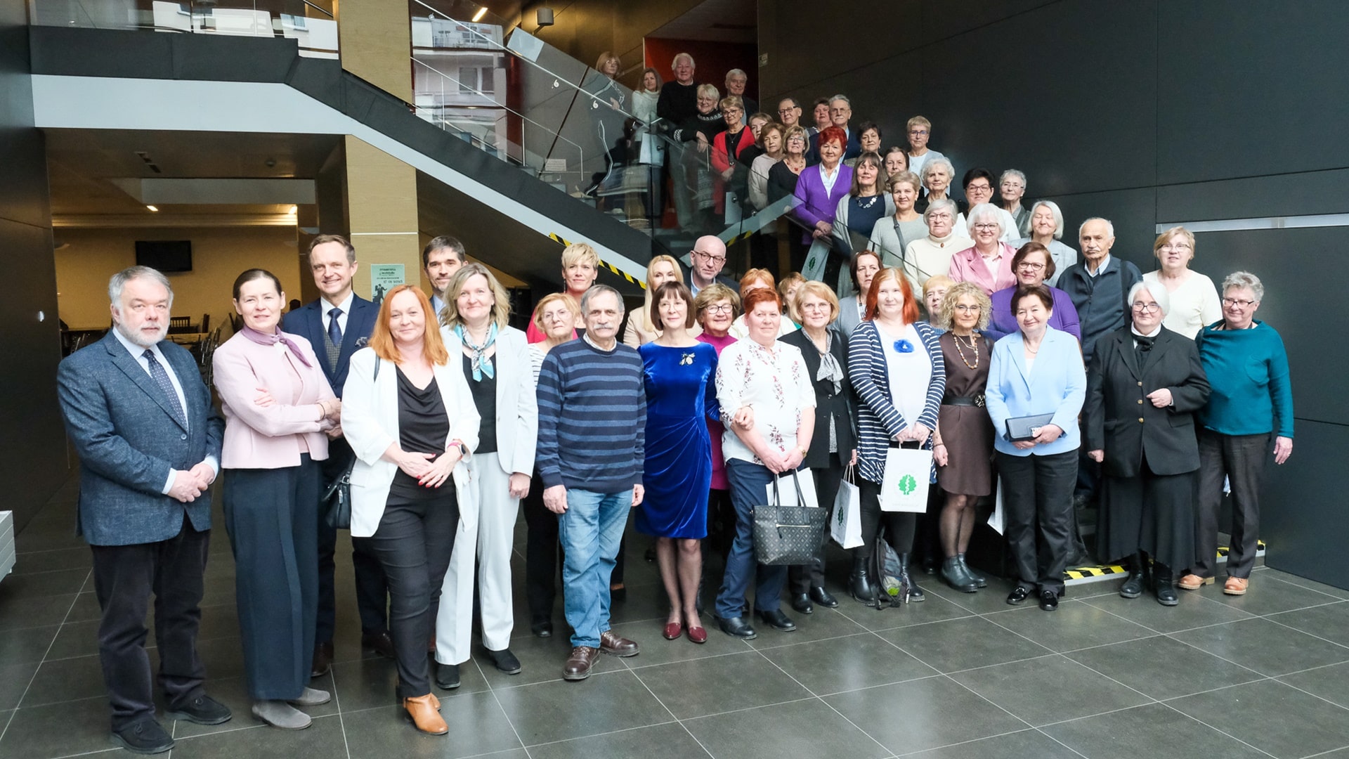 Białostoccy seniorzy rozpoczęli drugą odsłonę Uniwersytetu Zdrowego Seniora. Zadbają o zdrowie psychiczne