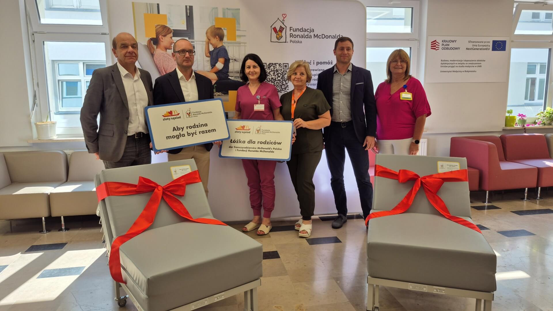 Fundacja Ronalda McDonalda podarowała UDSK łóżka dla rodziców małych pacjentów