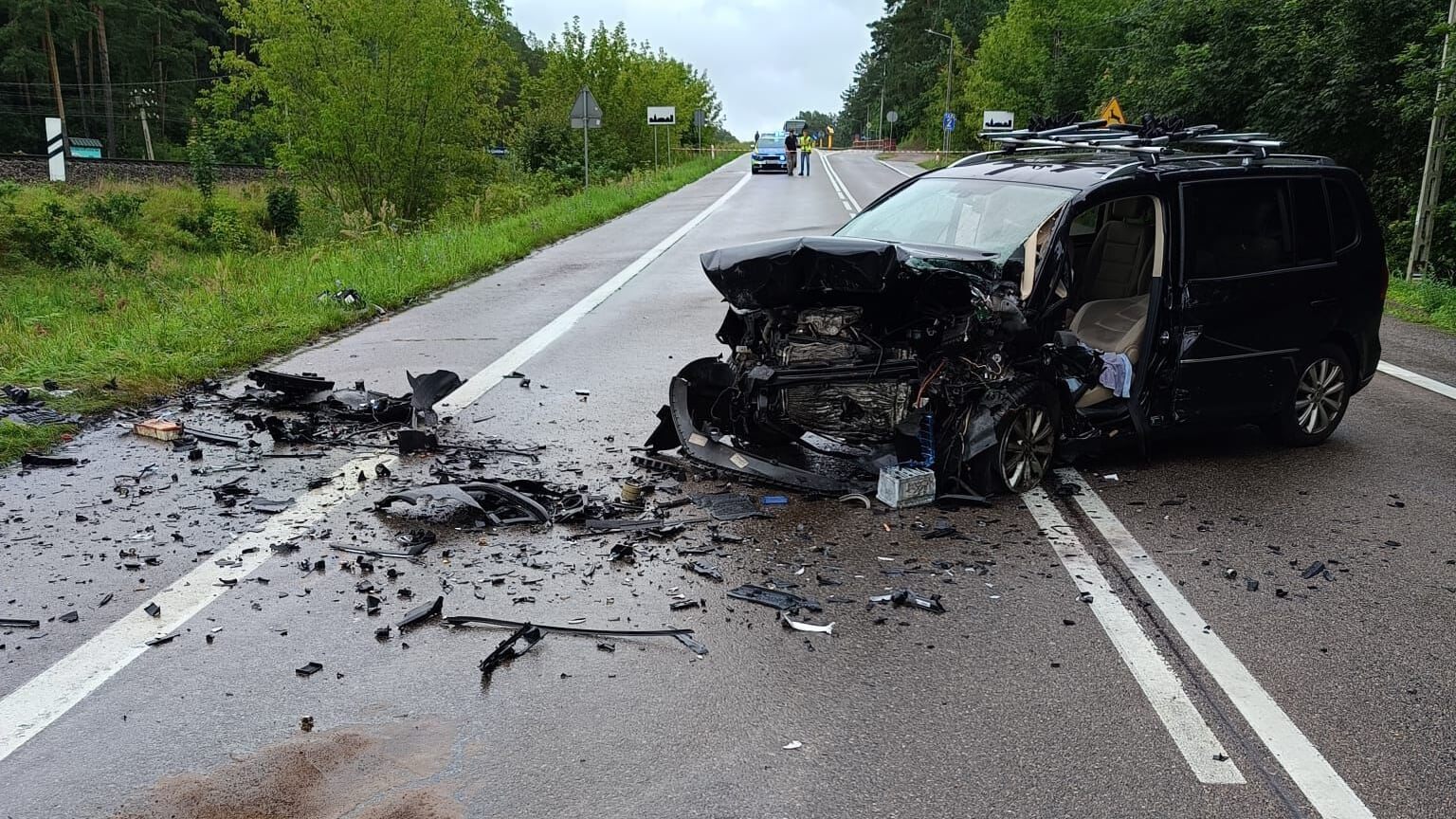 Wypadek na ul. Wyszyńskiego w Augustowie - poszkodowane są trzy osoby