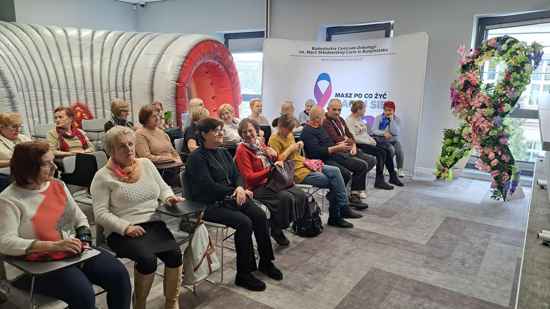 Cykl spotkań edukacyjnych w BCO dotyczących nowotworów jelita grubego - na pierwsze zaproszono seniorów