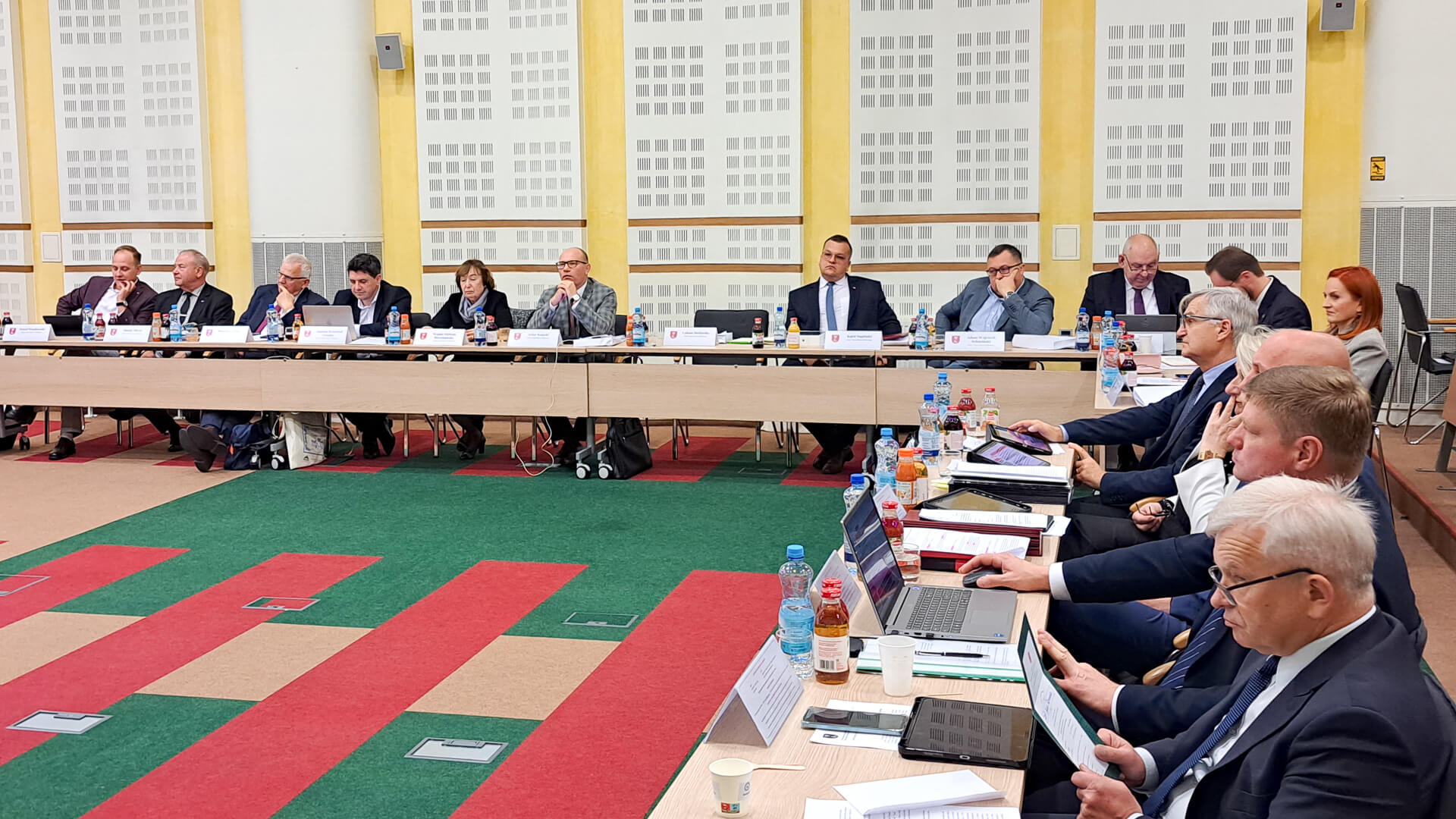 Radni PiS protestują. Sesja sejmiku przerwana do 5 listopada