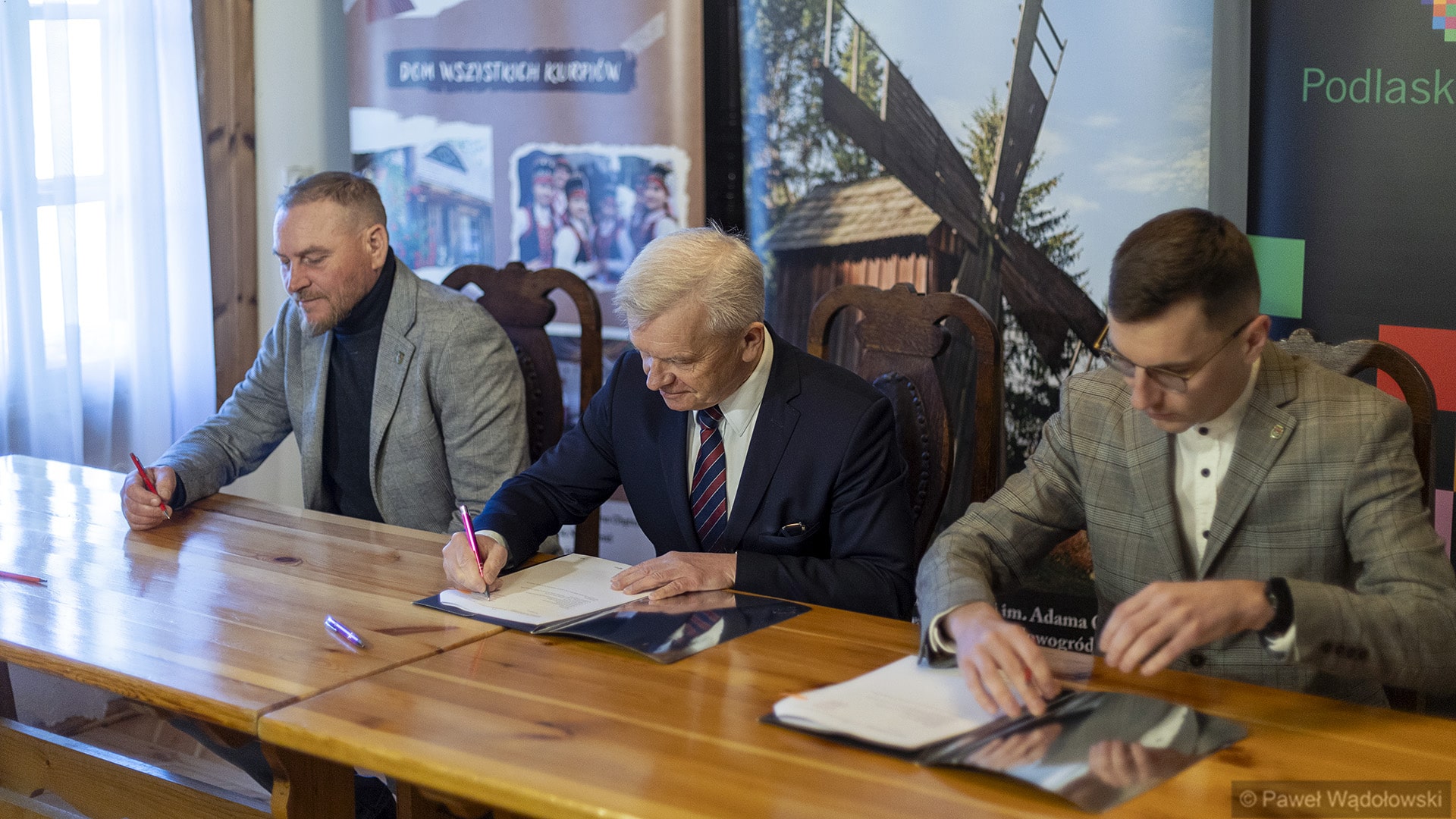 Kolejne dotacje dla klubów sportowych od zarządu województwa podlaskiego