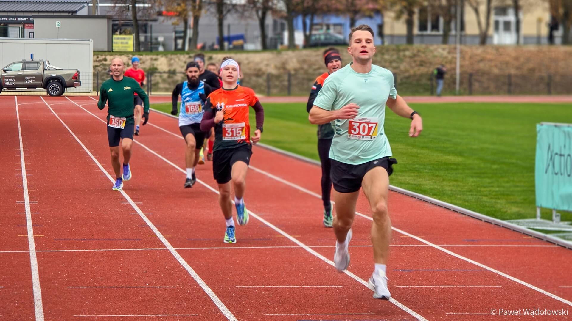 W Kolnie kilkaset osób wzięło udział w Otwartych Mistrzostwach Polski w Biegu Ulicznym na 5 km