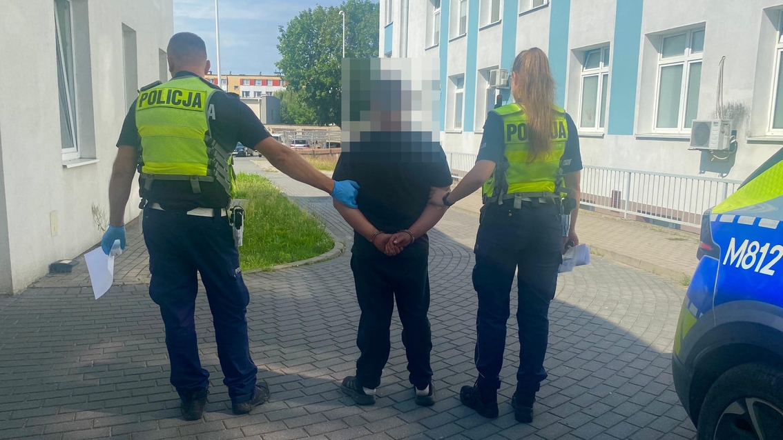 Pijany, z zakazem prowadzenia i narkotykami. 35-latek z Zambrowa trafił do aresztu