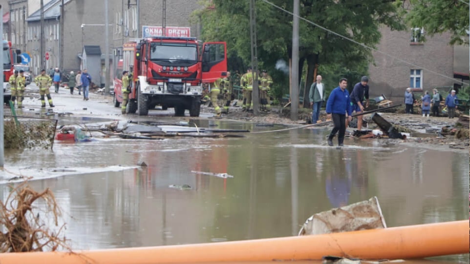 Pomoc w odbudowie uszkodzonych przez powódź domów. Trwa zbiórka materiałów budowlanych