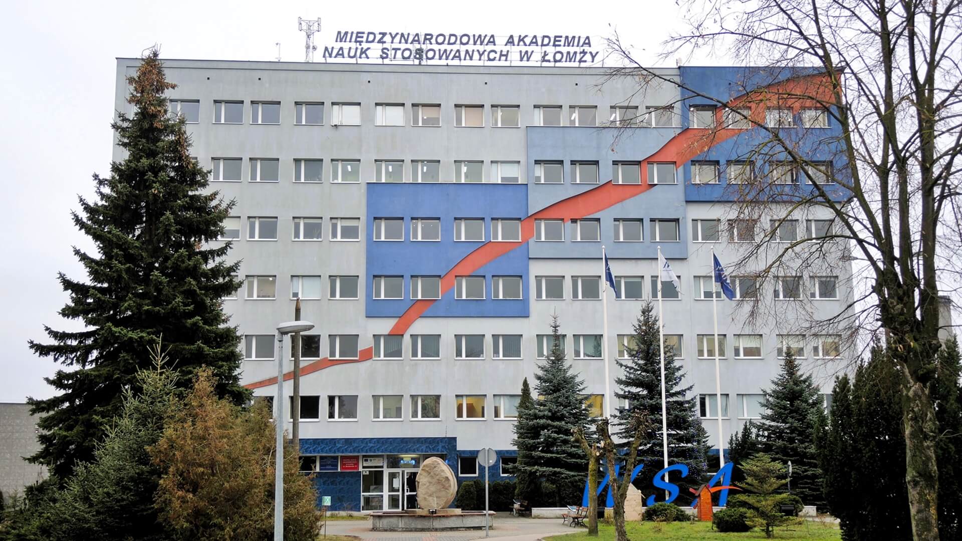 Międzynarodowa Akademia Nauk Stosowanych w Łomży bardziej otwarta dla osób z niepełnosprawnościami