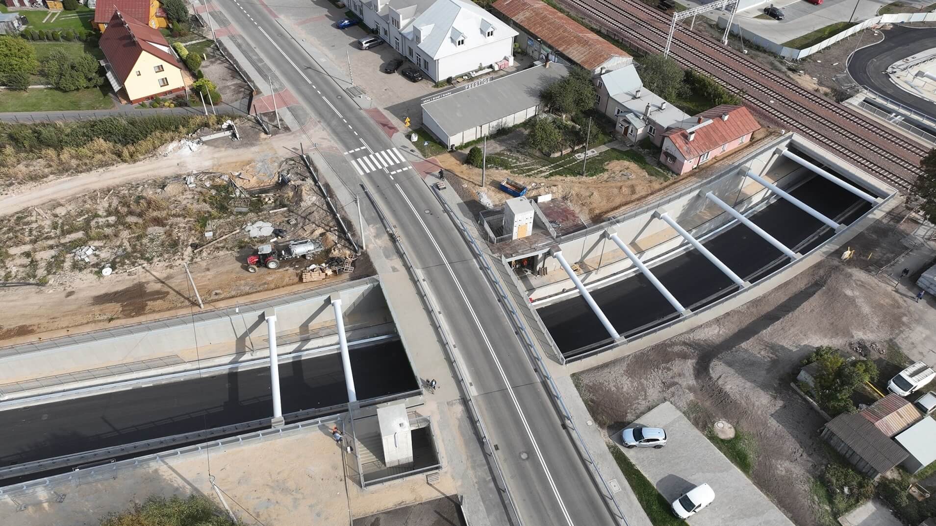 Mieszkańcy Łap czekają na tunel pod torami. Obecnie muszą nadkładać drogi