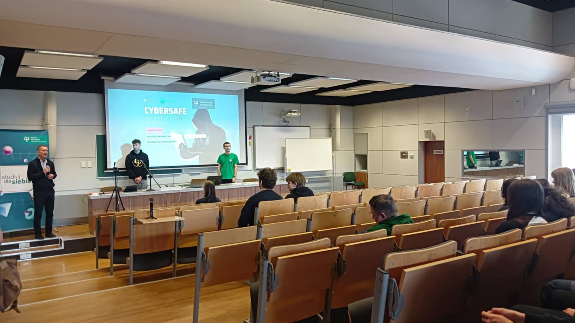 Dzień Bezpiecznego Internetu na Wydziale Informatyki Politechniki Białostockiej
