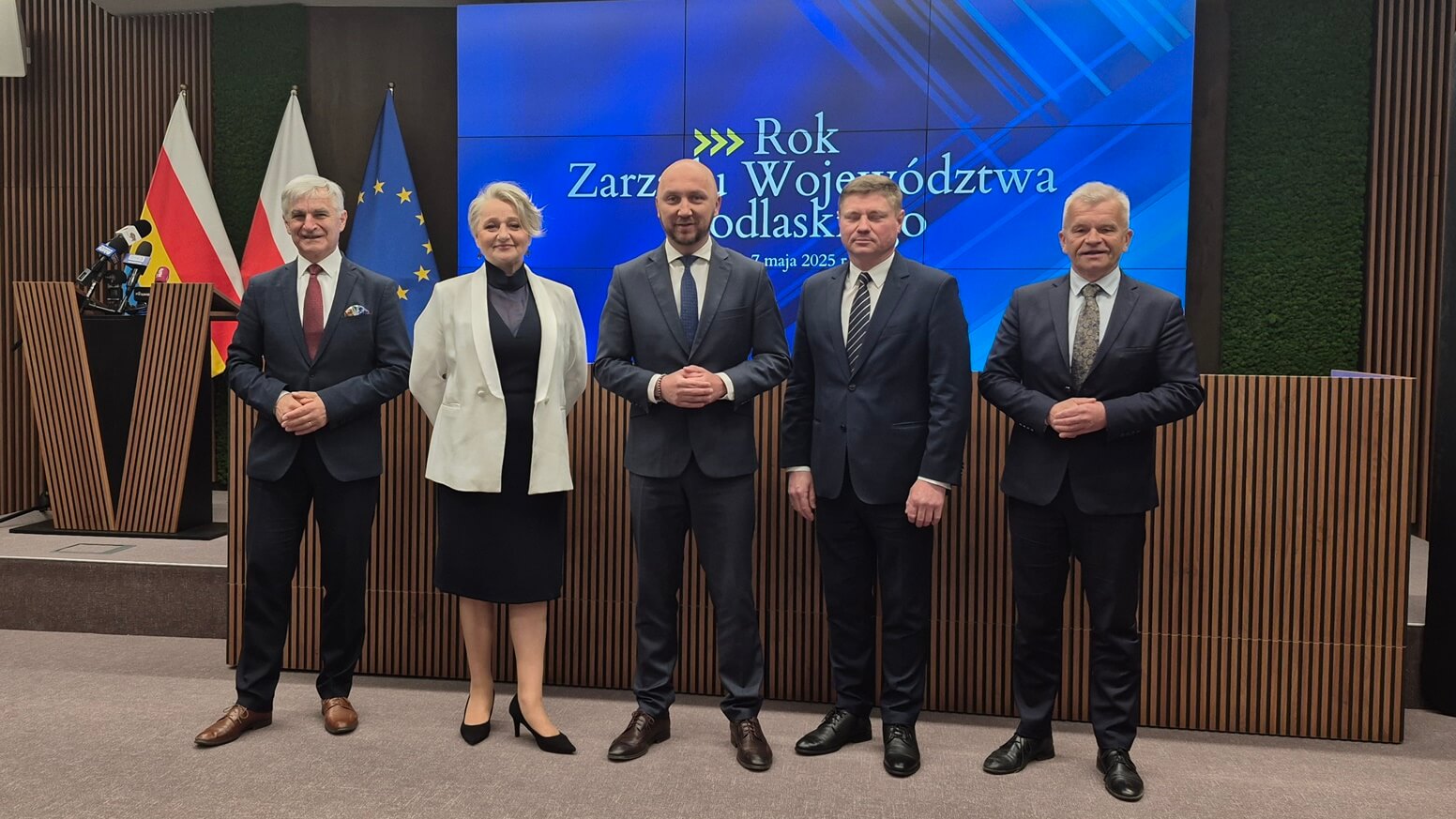 Zarząd województwa po roku: teraz lotnisko i teatr