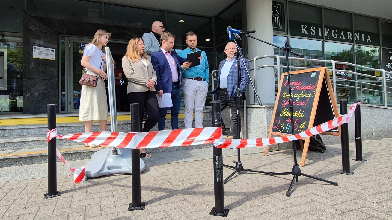 Konfederacja protestowała przed Książnicą Podlaską