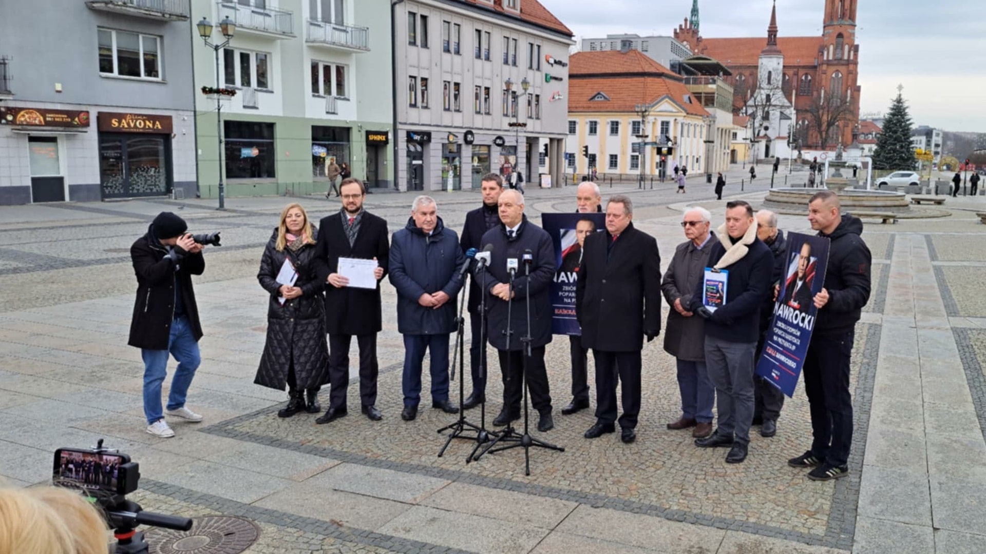 Posłowie i sympatycy PiS wspierają kampanię Karola Nawrockiego