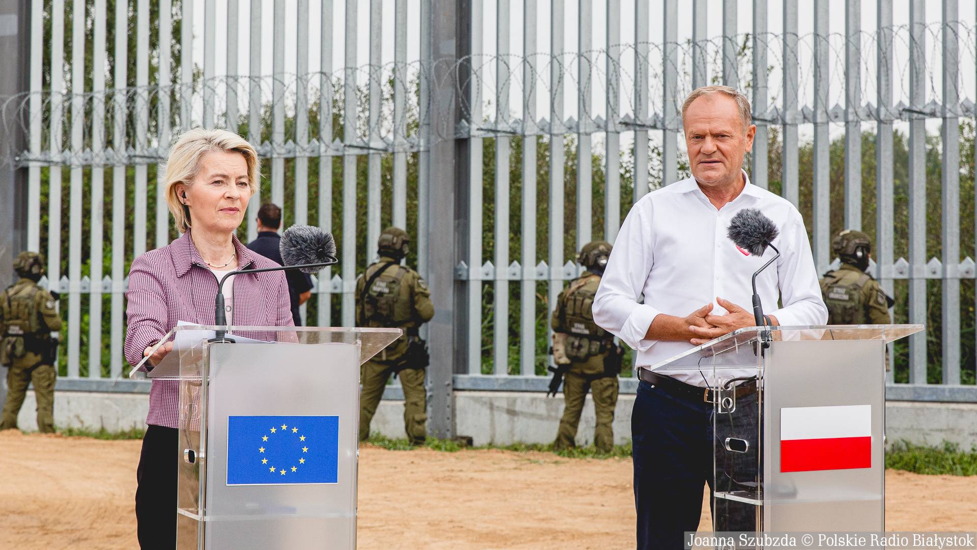Donald Tusk i Ursula von der Leyen z wizytą na granicy Polski z Białorusią [zdjęcia, wideo]