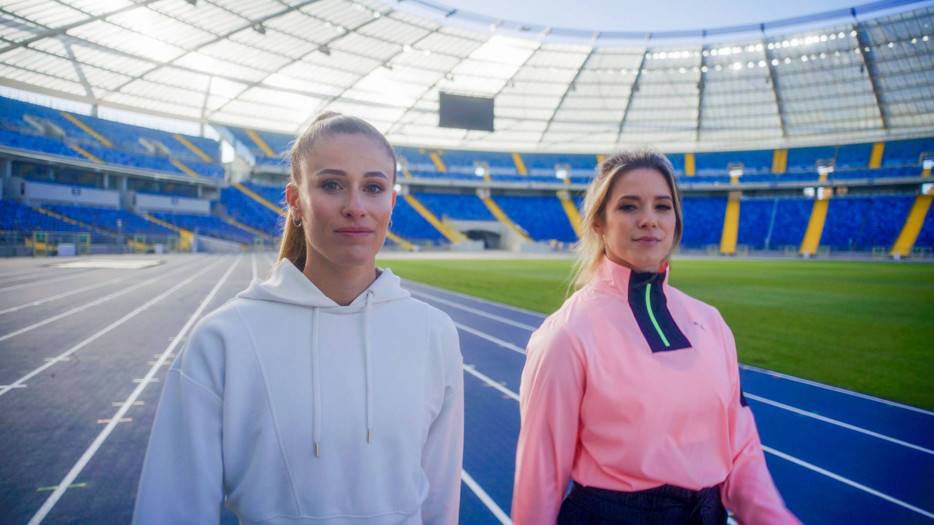 Maria Andrejczyk i Natalia Bukowiecka wystąpiły w klipie promującym Suwalszczyznę, Warmię i Mazury [wideo]