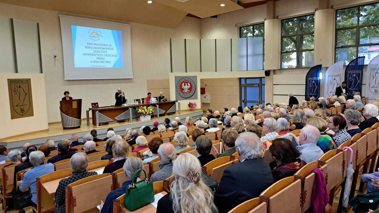 Uniwersytet Trzeciego Wieku w Białymstoku uroczyście rozpoczął nowy rok akademicki