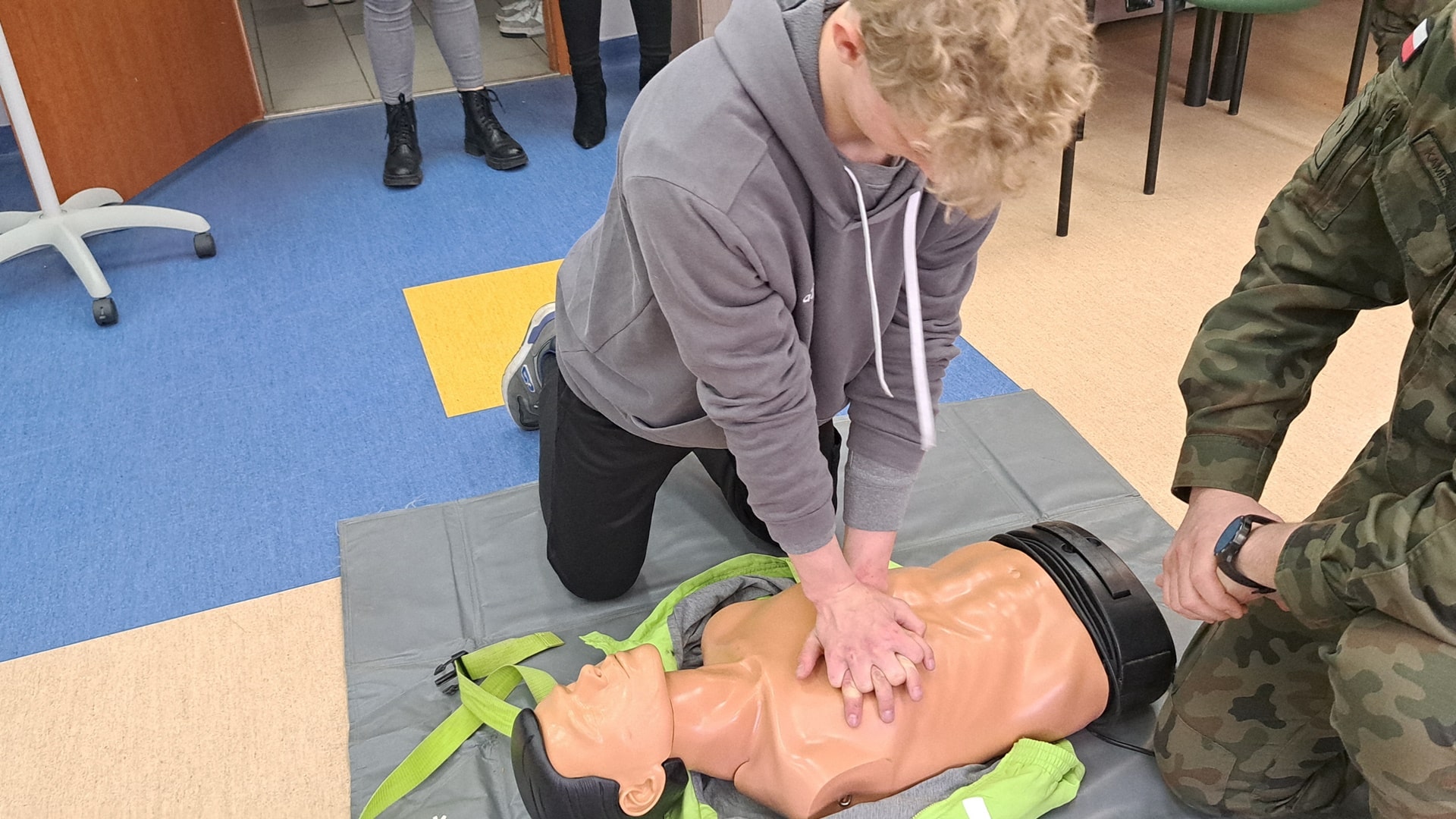 Wojska Obrony Terytorialnej rozpoczęły szkolenia dla podopiecznych Ochotniczych Hufców Pracy