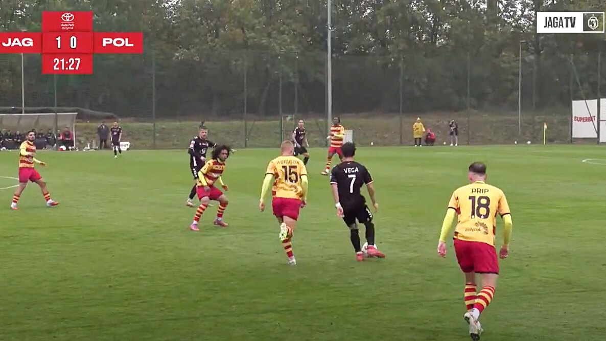 Jagiellonia Białystok pokonuje w sparingu Polonię Warszawa 3:1