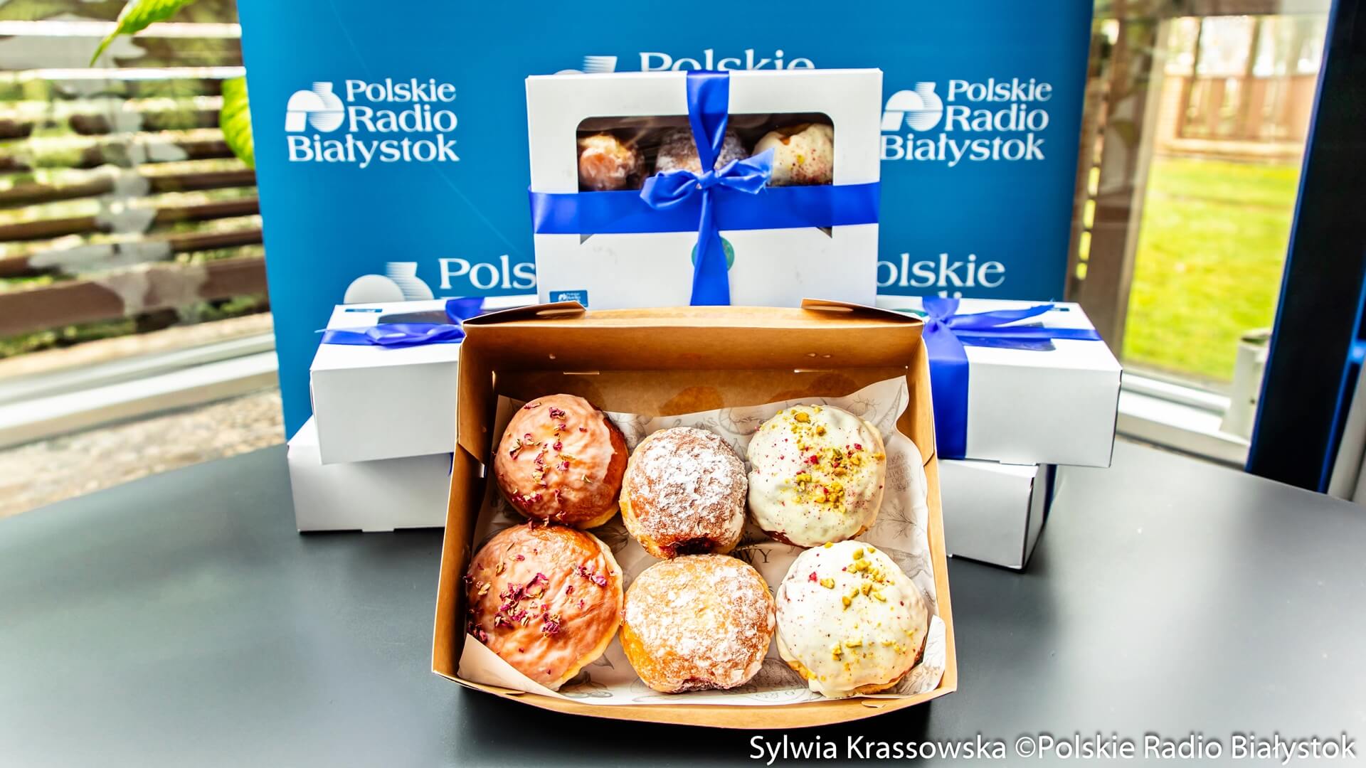 Tłusty Czwartek z Polskim Radiem Białystok - pączki do zdobycia! [zdjęcia, wideo]