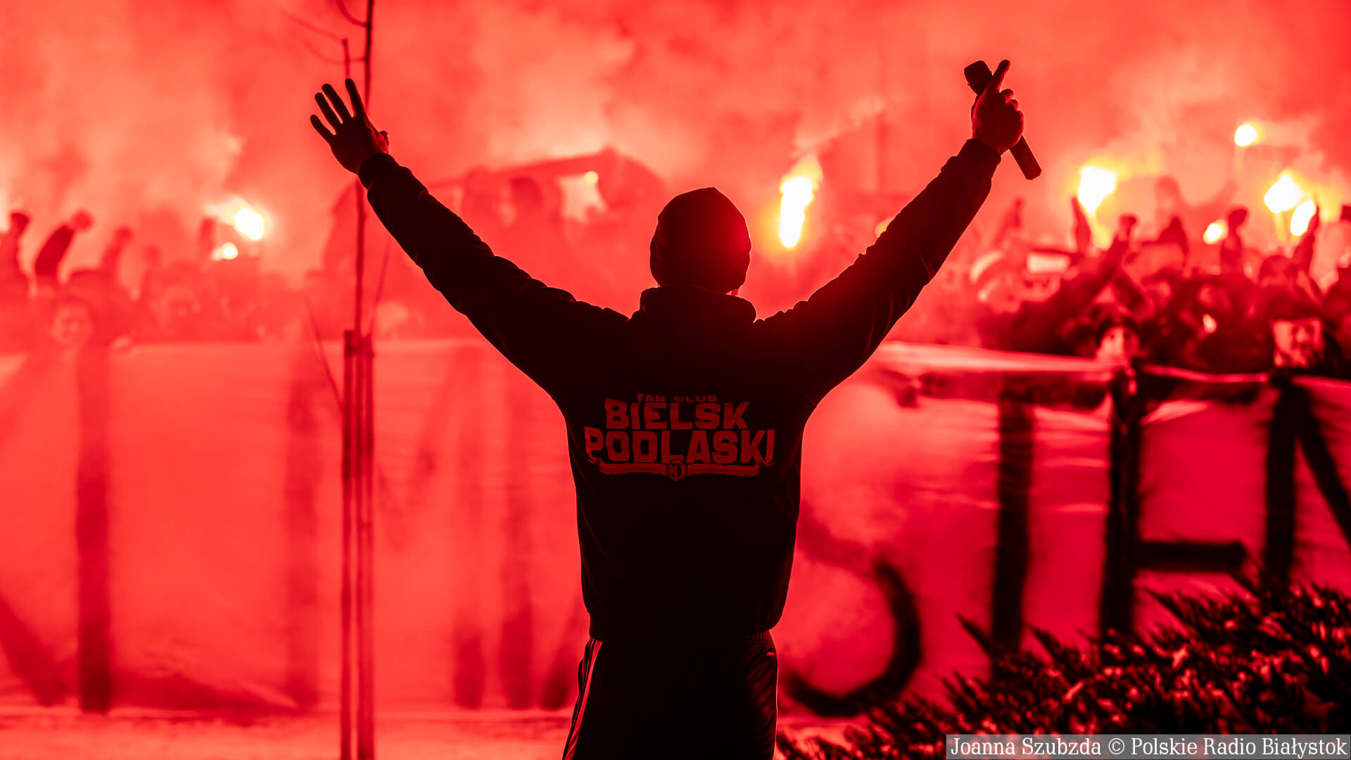 Racowisko kibiców Jagiellonii w tym roku wyjątkowo w Bielsku Podlaskim [zdjęcia, wideo]