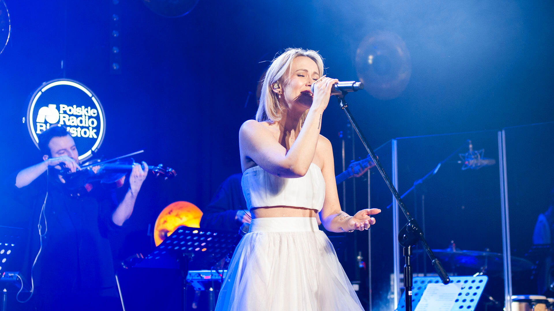 Jazz-pop, elektronika i emocje - koncert live Ani Karolskiej [zdjęcia]