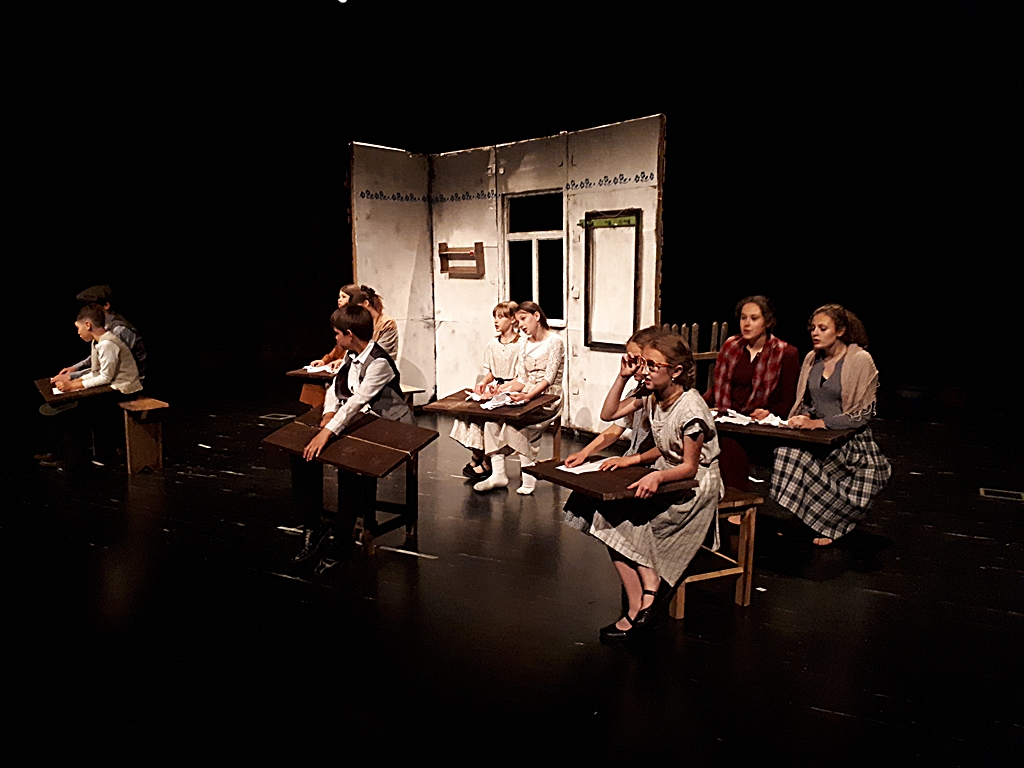 Spektakl "Sąsiedzi, których nie ma" w Białymstoku