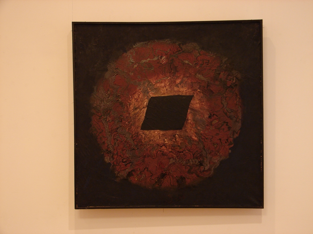 Obrazy prof. Andrzeja Strumiłły na wystawie w Galerii Sztuki Współczesnej w Łomży