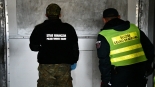 żródło: 20 nielegalnych imigrantów ukrytych w tirze z Litwy
Fot. Izba Administracji Skarbowej w Białymstoku