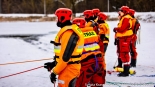 Ćwiczenia strażaków z działań na lodzie, 19.02.2025, fot. Sylwia Krassowska